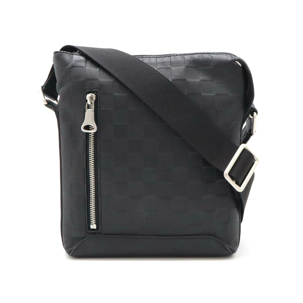 LOUIS VUITTON Damier Infini Discovery Messenger Crossbody Bag Onyx Black